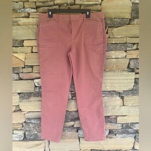 Old Navy Pixie pants size 14